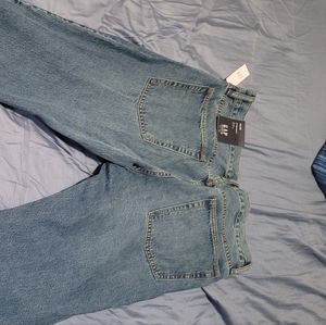 Gap jeans with tag